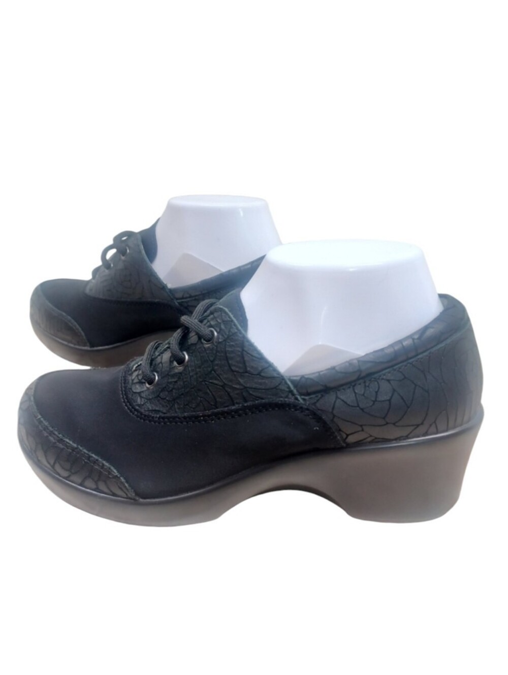 Alegria by PG Lite Slip Resistant Leather Black Lace Up Clog Heel Size 37 or 7